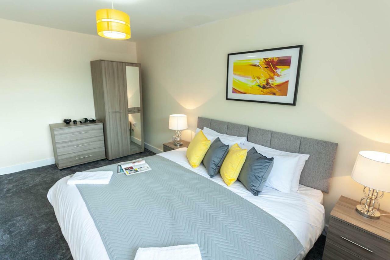 4 Bed Home, Driveway Parking Ideally Located In Latchford, Warrington - Executive St Marys House Exterior foto